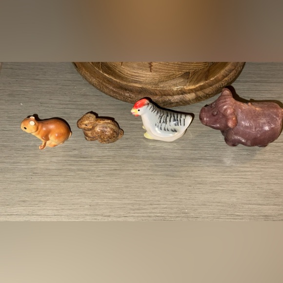 4 Piece Count Bundle Trinkets Farm Animal Home Decor Chicken Cow Rabbit - Picture 3 of 7